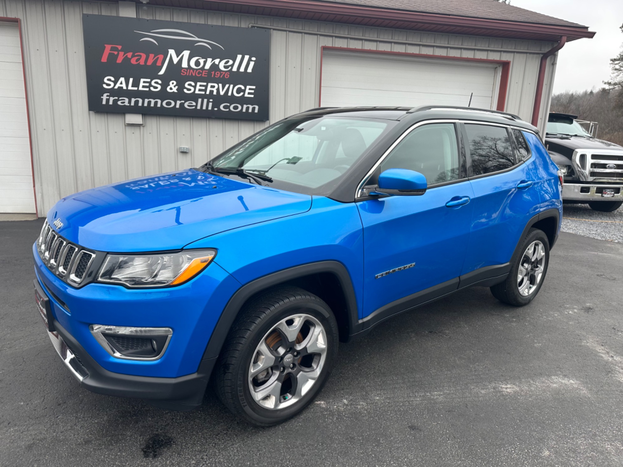 photo of 2020 Jeep Compass Limited 4WD